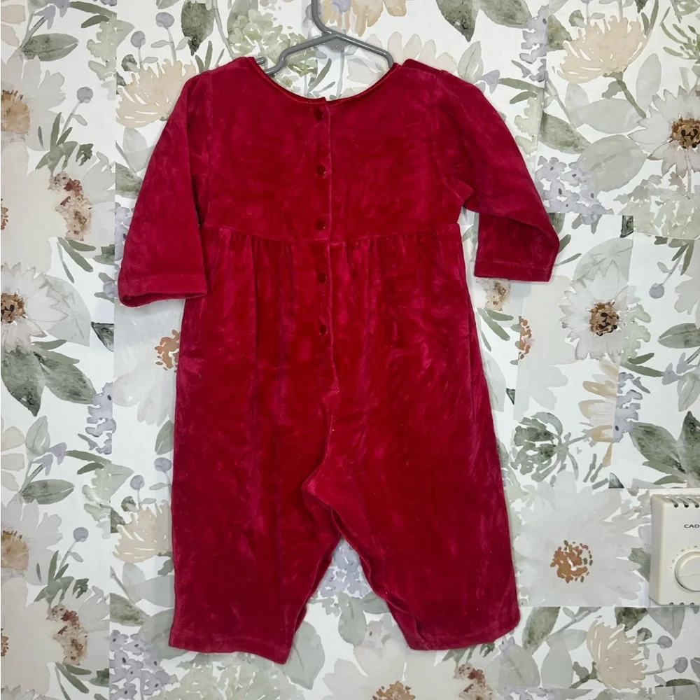 Oshkosh vintage velour jumpsuit 🛍